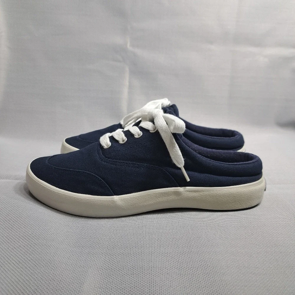Champion Women's Canvas Slip On Sneakers Navy Blue Size 8 Low Heel Sport Comfort
